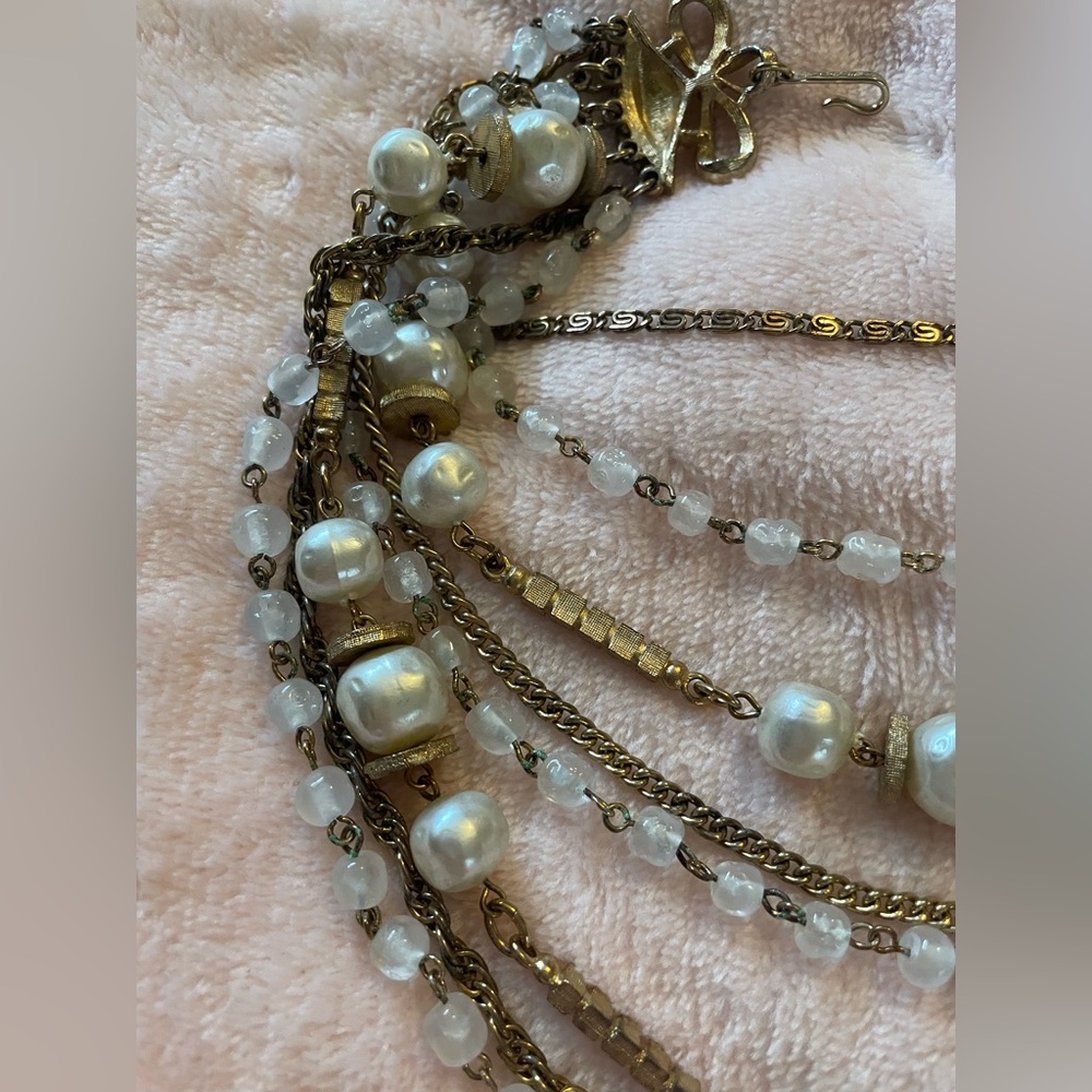 Vintage Coro Multi Strand Antiqued Gold and White Beads Necklace - Picture 5 of 10